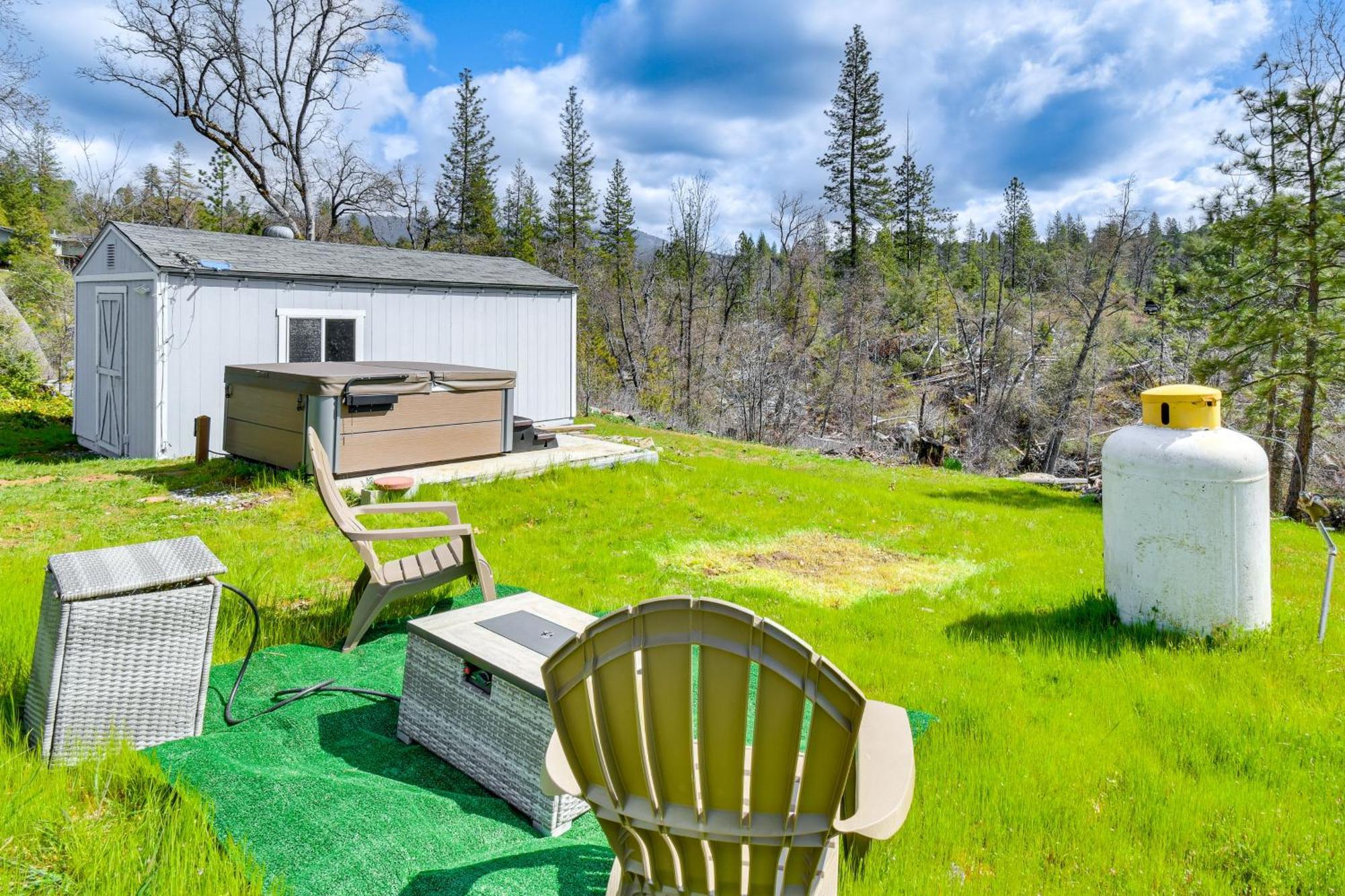 Вилла Waterfront Mariposa Hideaway Hot Tub And Mtn Views! Экстерьер фото